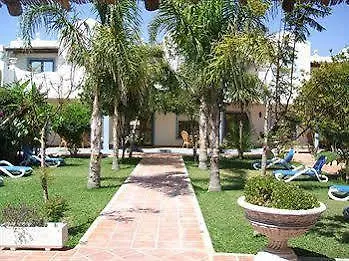 Apartamentos Hacienda Sajorami 자호라